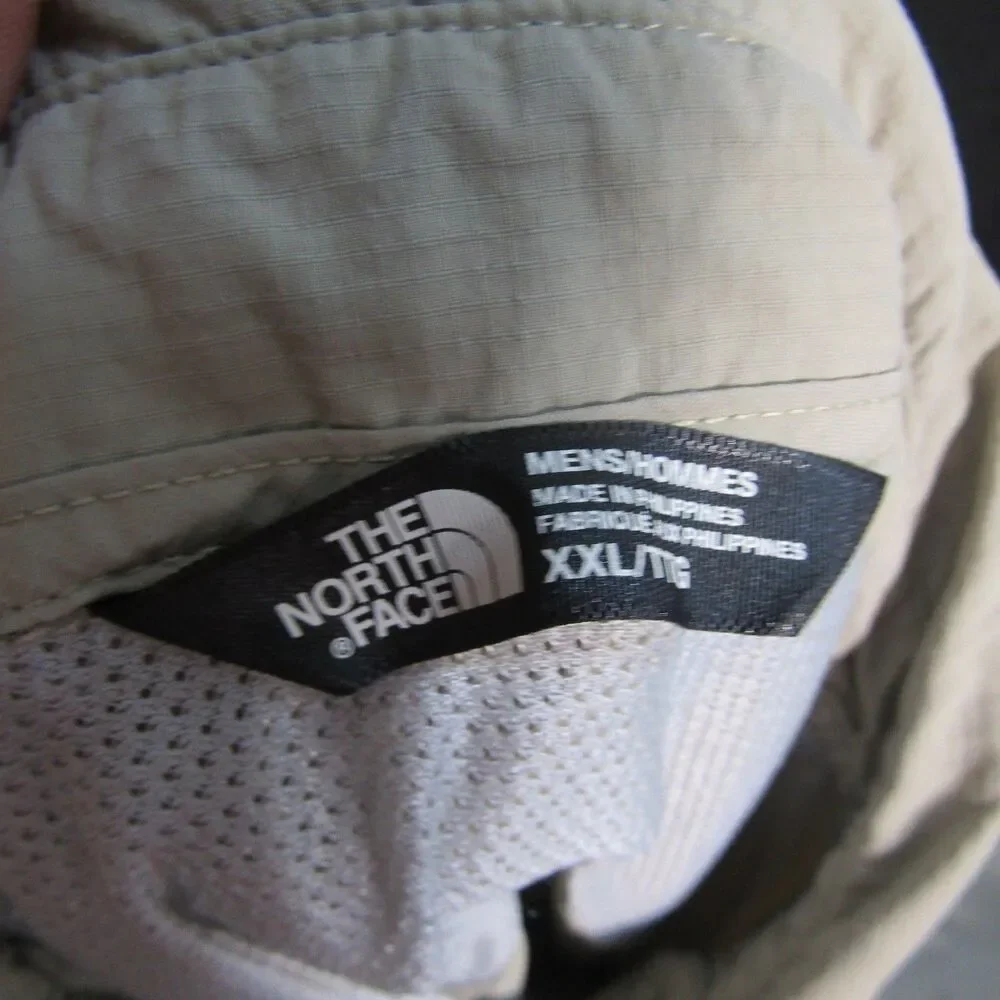 The North Face Men's XXL Tan Short Sleeve Button Up Vented Ripstop Fishing Shirt